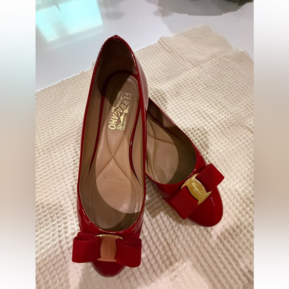 Salvatore Ferragamo Red Flats with Bow and Gold Accent